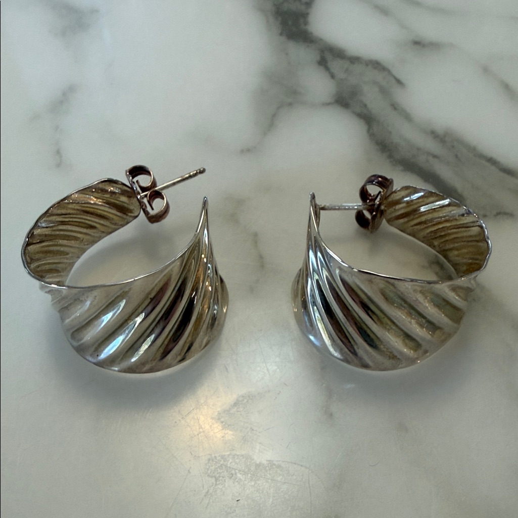 Rlm Studios Sterling Silver Rippled J-Hoop Earrings